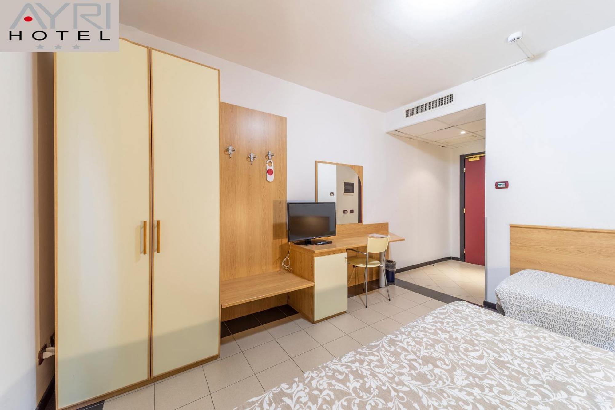 Hotel Ayri Medesano Esterno foto