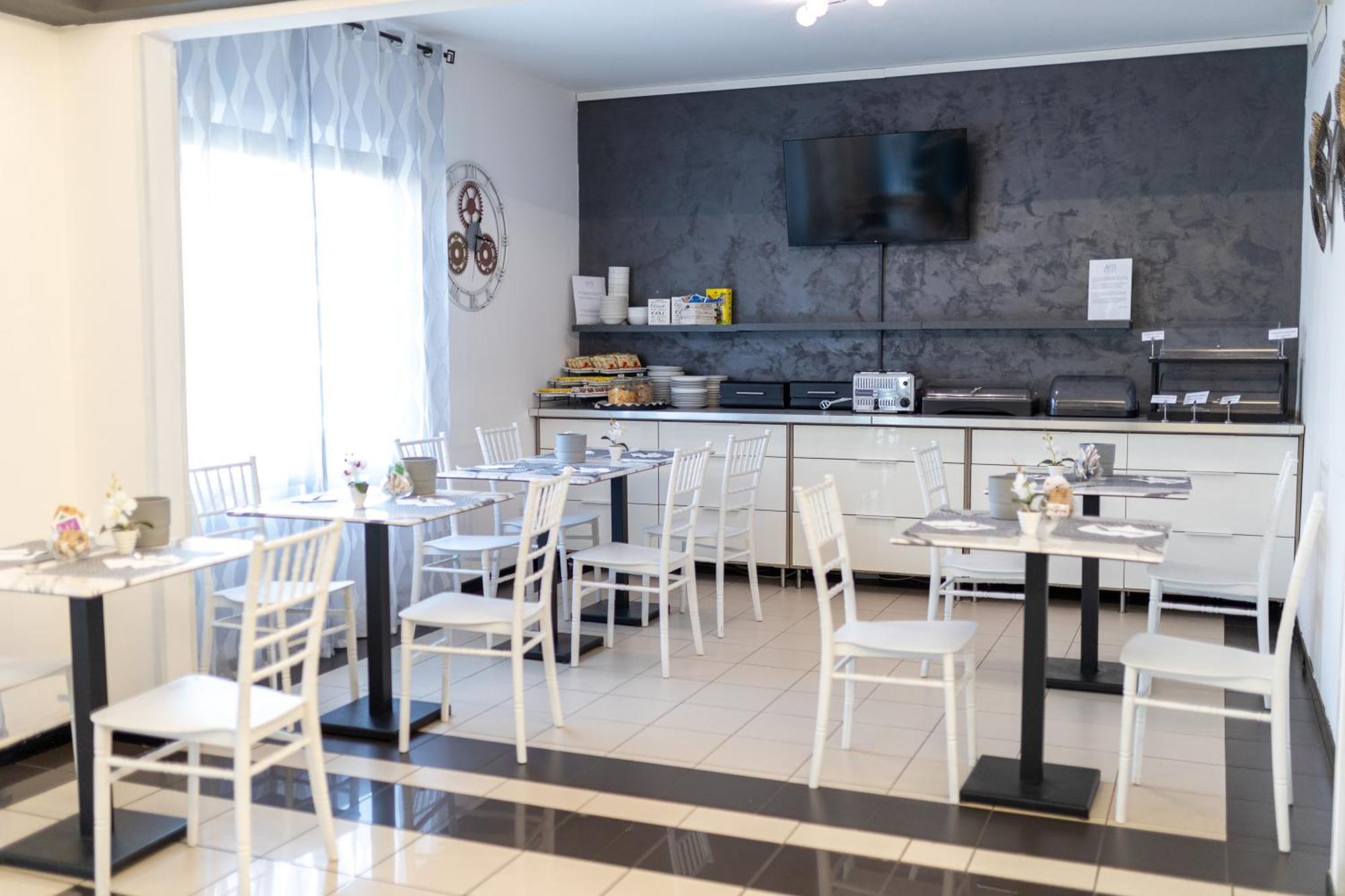 Hotel Ayri Medesano Esterno foto