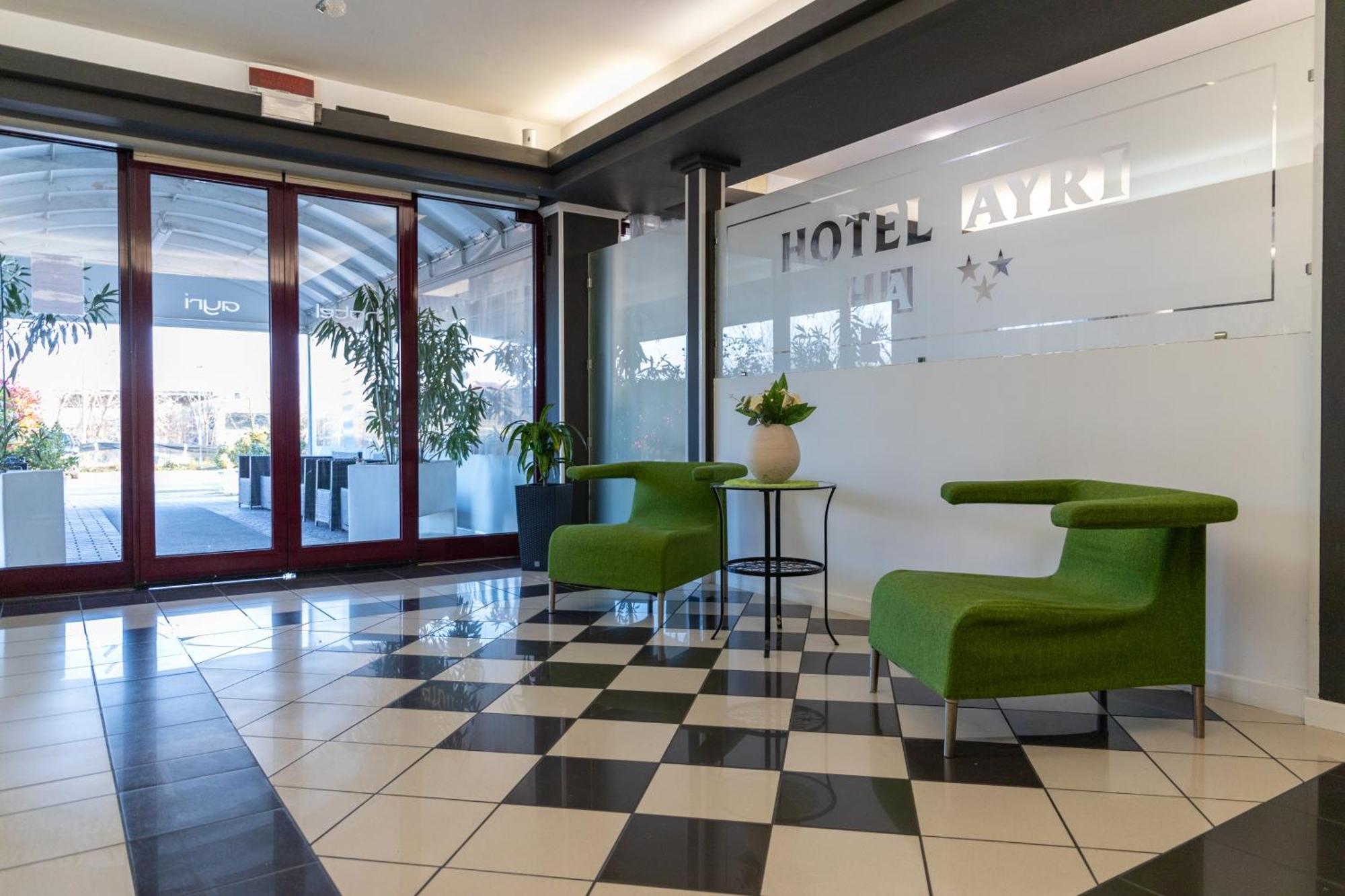 Hotel Ayri Medesano Esterno foto